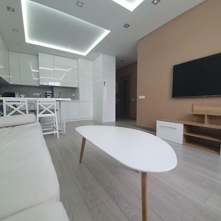 Luxapartment Kiev Bagian luar foto