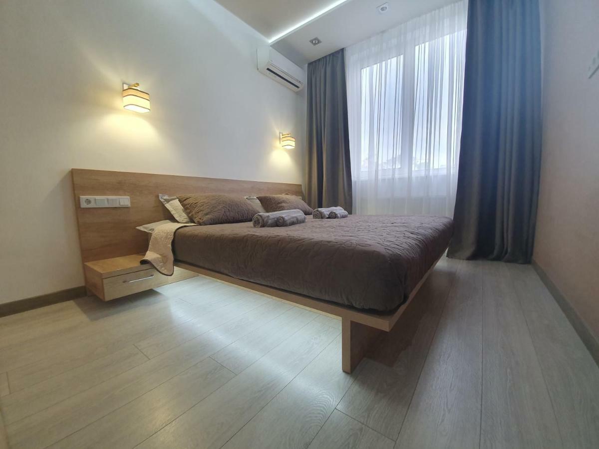 Luxapartment Kiev Bagian luar foto